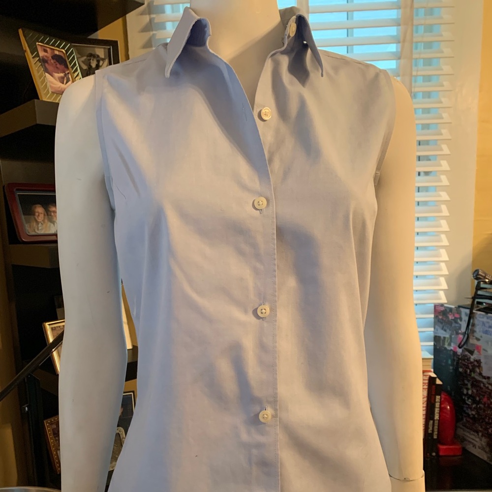 Sleeveless Eddie Bauer shirt for work or play